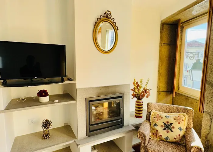 Altamira Rooms And Studio